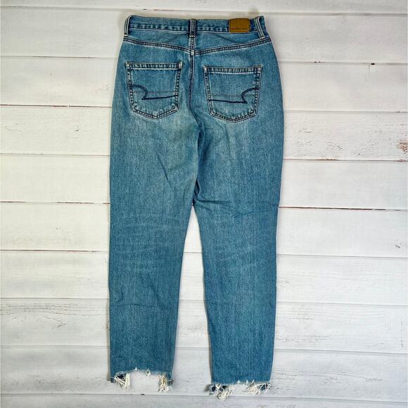American Eagle Skinny Mom Jeans Women's 4 Blue Distressed Light Wash High Rise - Picture 3 of 9